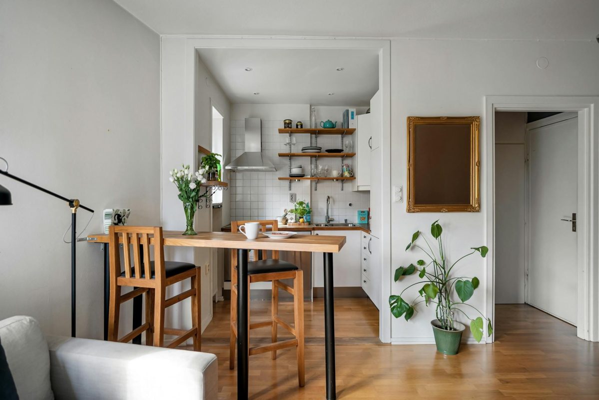 How to choose space-saving furniture for small kitchens? 1 Space Saving Ideas for Small Kitchens
